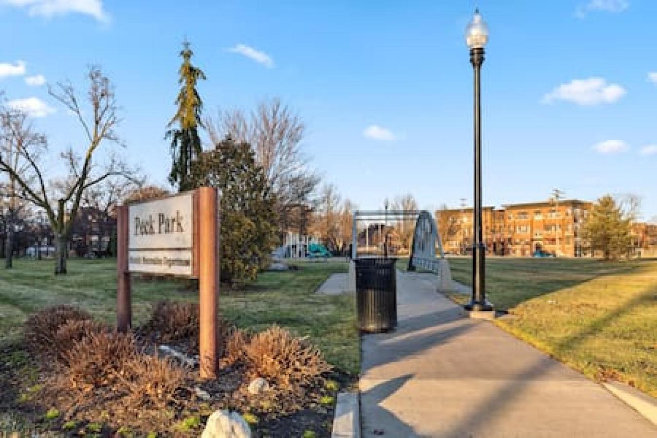Your Cozy 2-Bedroom Midtown Detroit Exterior foto